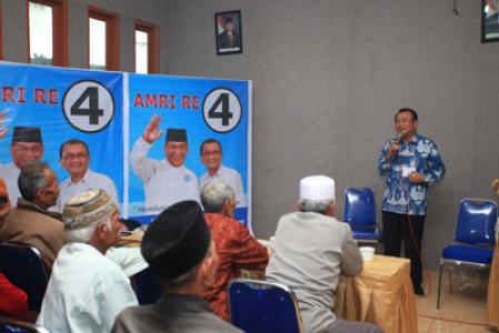 RE Nainggolan Tatap Muka Dengan Warga dan Kader Demokrat Pakpak Bharat